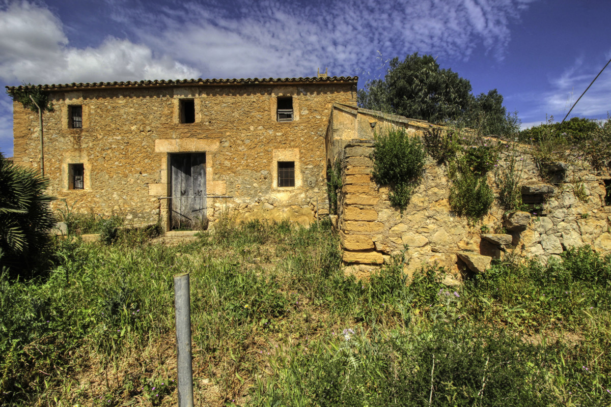 En-venta-preciosa-casa-tradicional-en-el-campo-para-reformar-en-San-Lorenzo-de-Cardassar