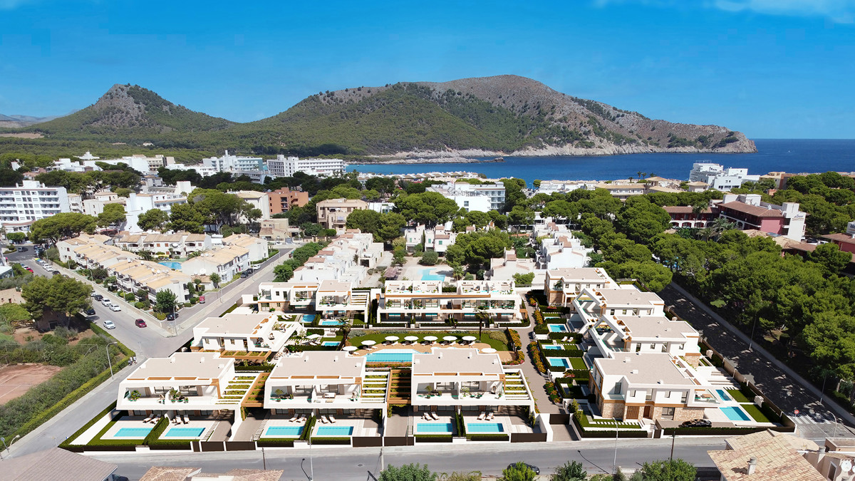 Luxury-property-with-pool-next-to-the-sea-Cala-Ratjada-Mallorca