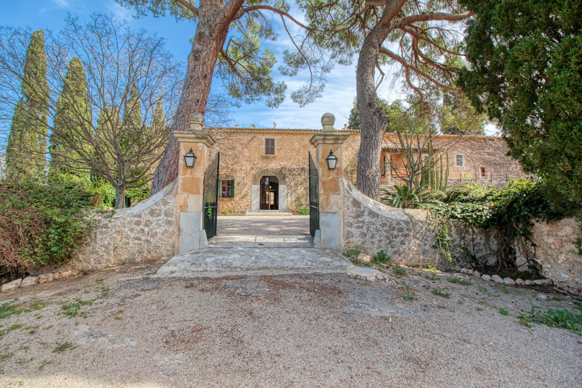 Traumhaftes-historisches-Anwesen-aus-dem-18. Jahrhundert-in einem-Vall-Axartell- Pollensa-Campanet-Bergblick -Tramuntana -Tourismuslizenz