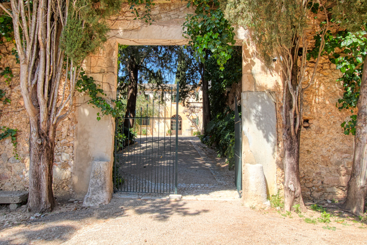 Traumhaftes-historisches-Anwesen-aus-dem-18. Jahrhundert-in einem-Vall-Axartell- Pollensa-Campanet-Bergblick -Tramuntana -Tourismuslizenz