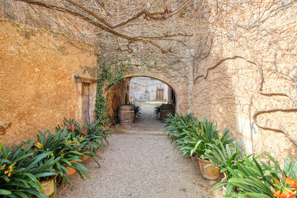 Traumhaftes-historisches-Anwesen-aus-dem-18. Jahrhundert-in einem-Vall-Axartell- Pollensa-Campanet-Bergblick -Tramuntana -Tourismuslizenz