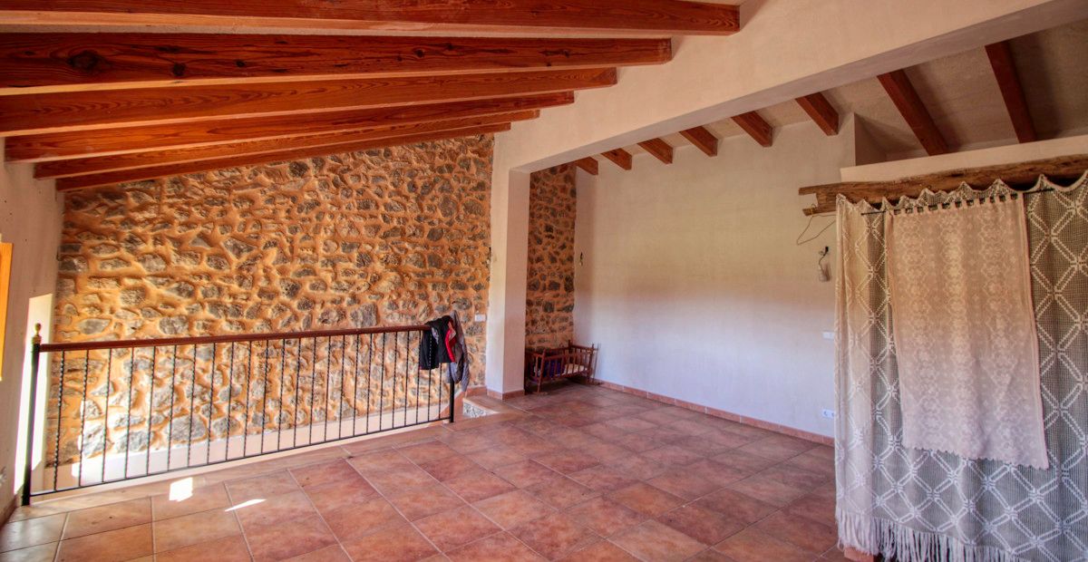Zu-verkaufen-großes-Anwesen-von-mehr-als-36-Hektar-ehemaliger-Besitz-in-Sant LLorenç