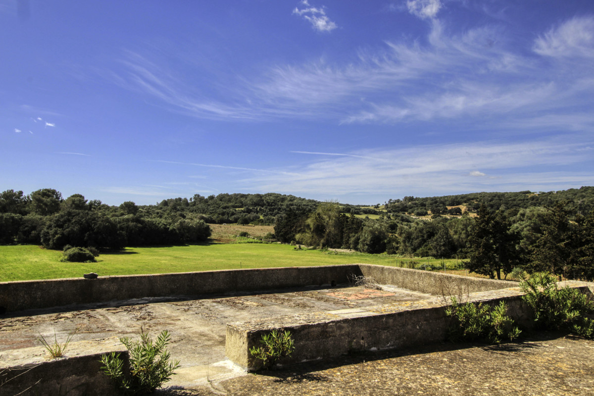 En-venta-gran-finca-de-más-de-36 hectáreas-antigua-“possessió”-en-Sant LLorenç