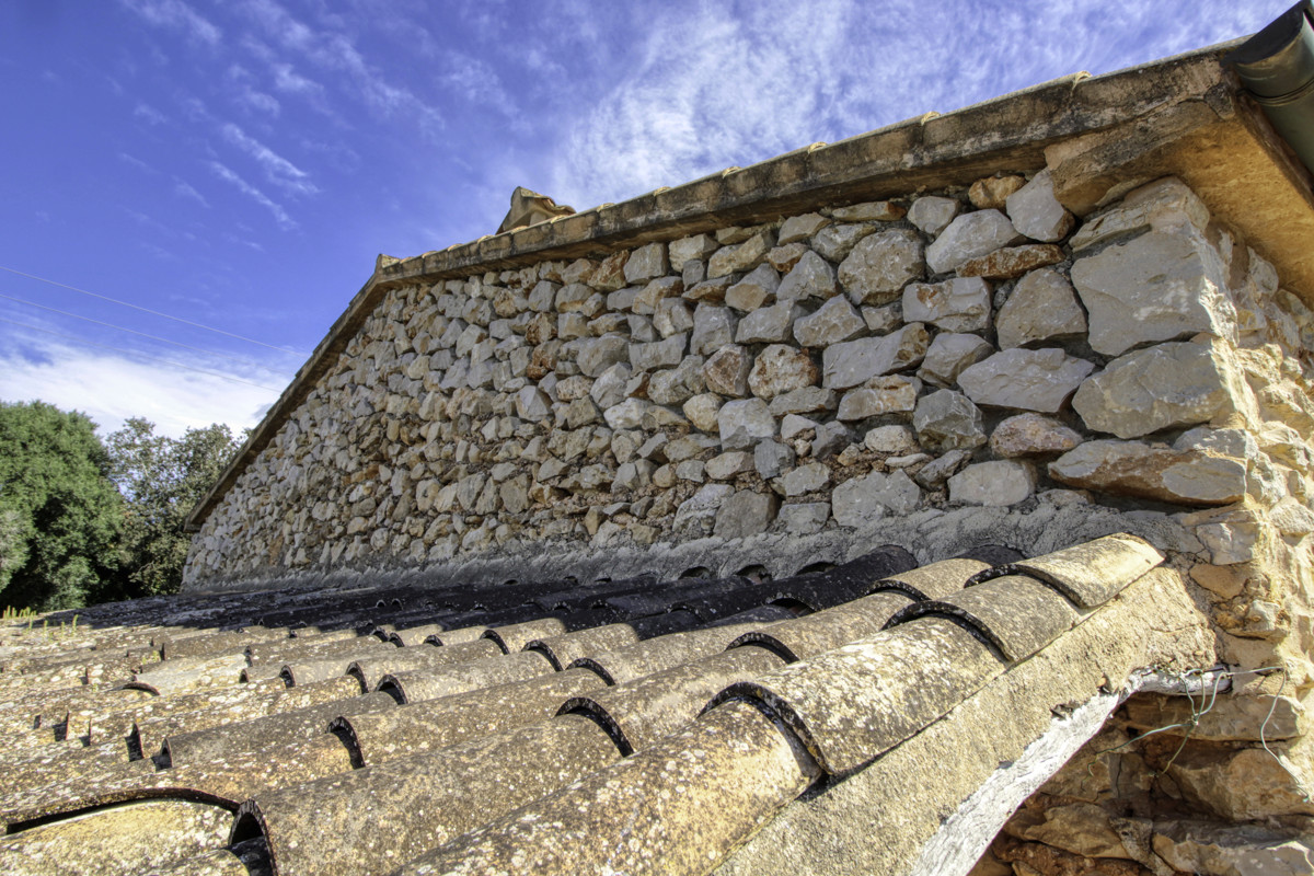 En-venta-gran-finca-de-más-de-36 hectáreas-antigua-“possessió”-en-Sant LLorenç