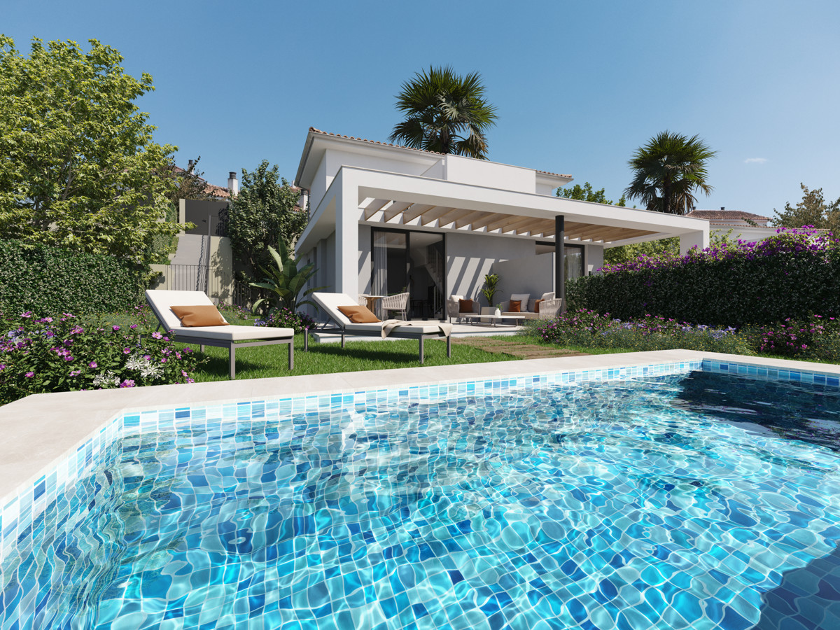 Nuevo-chalet-con-jardín-y-piscina-en-Cala-Romantica
