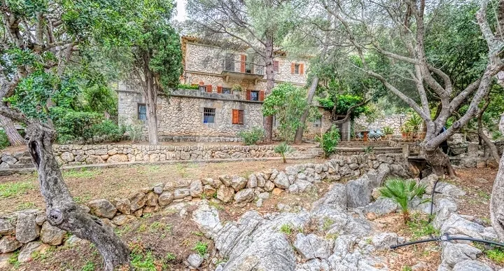 Mallorquinischer Herrenhaus mit Pool in Pollensa, Mallorca