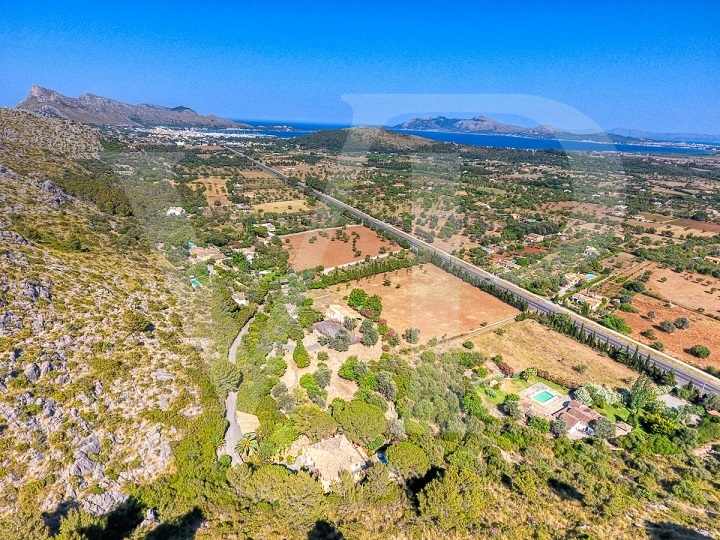 Mallorquinischer Herrenhaus mit Pool in Pollensa, Mallorca