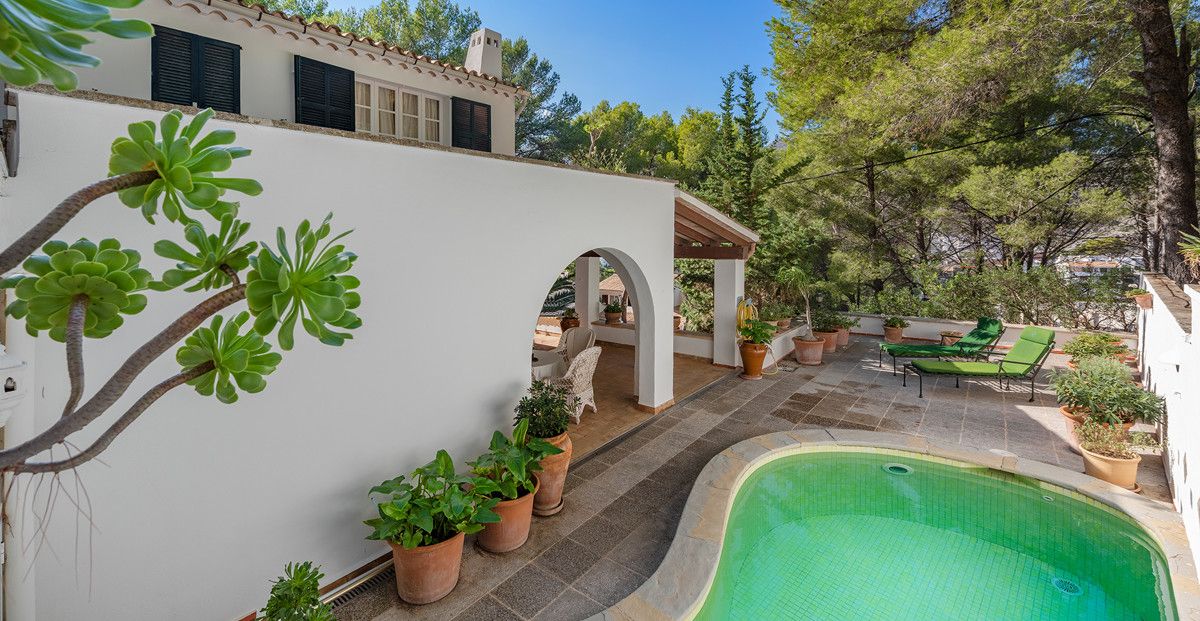 Villa-mit-Pool-in-Meeresnähe-in-Cala-San-Vicente