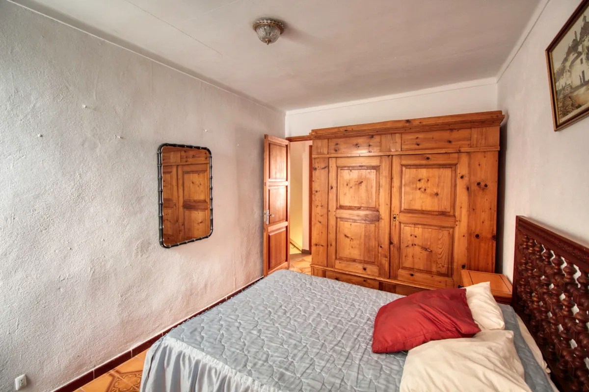 For-sale-cosy-village-house-with-terraces-on-the-Calvario-hillside-in-Pollença