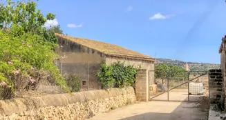 von_poll_real_estate_property_ES234444_image_7