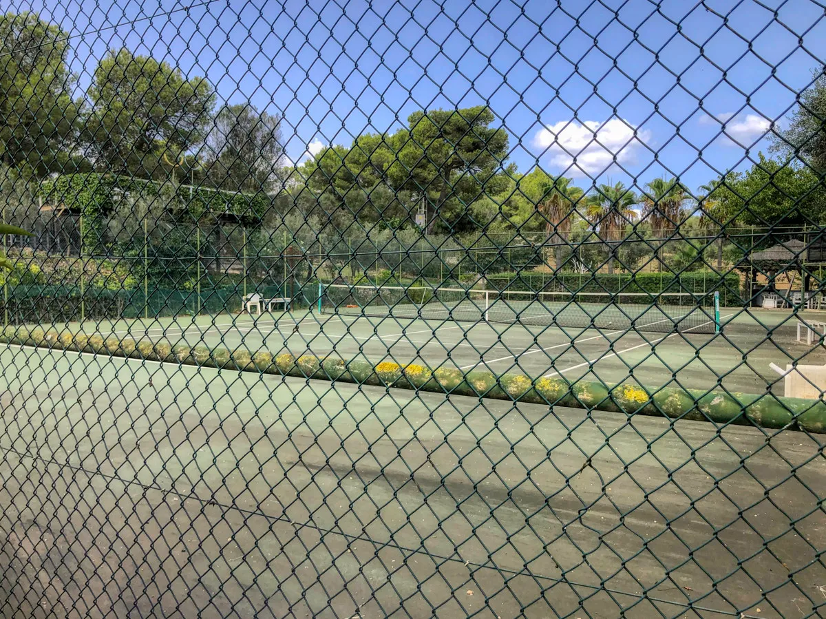 Historic-finca-with-swimming-pool-and-tennis-court-very-close-to-the-Llorencina-coast