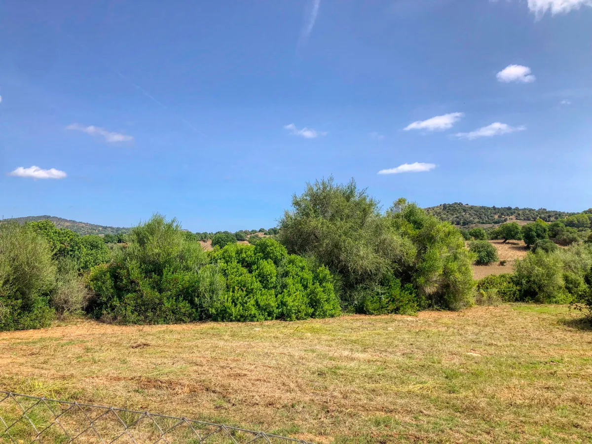 Historic-finca-with-swimming-pool-and-tennis-court-very-close-to-the-Llorencina-coast