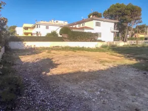 Parcela-con-proyecto-de-construcción-cerca-del-mar-en-Alcudia-Mallorca 