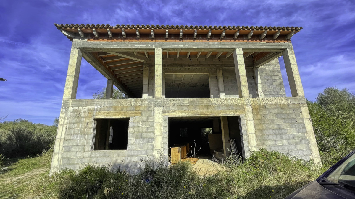 En-venta-casa sin-final-de-obra-en-buena-zona-de-Artá
