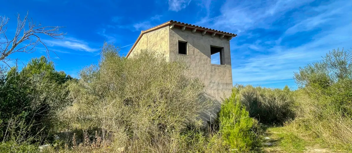 Zu-verkaufen-Haus-ohne-Fertigstellung-in-guter-Lage-von-Artá