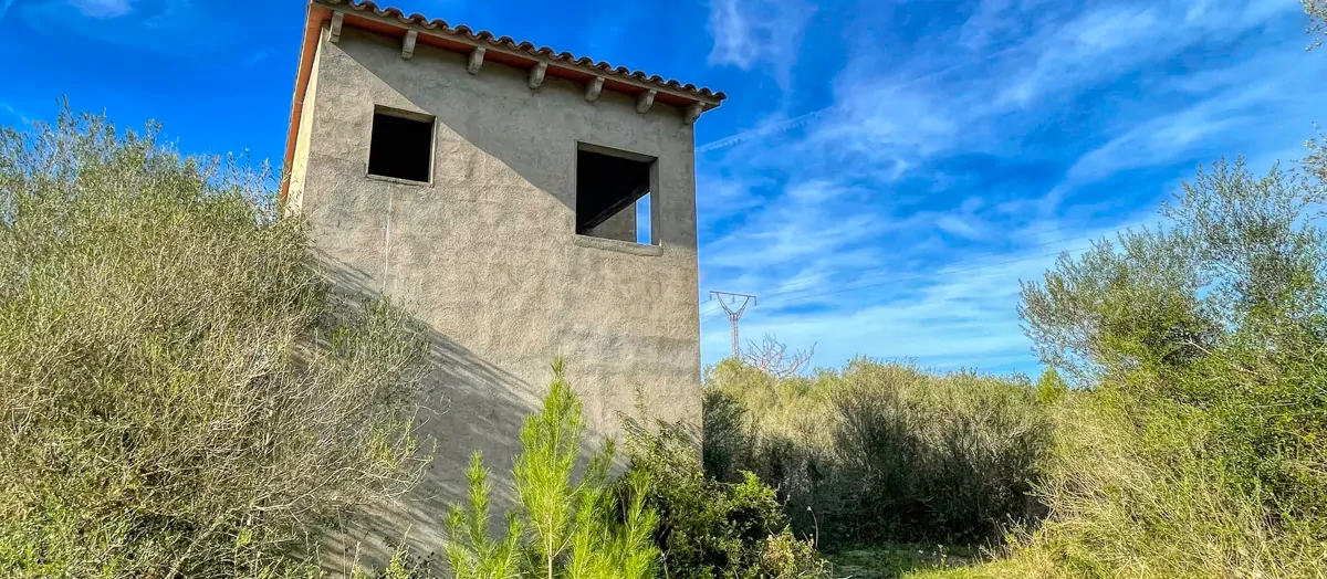 Zu-verkaufen-Haus-ohne-Fertigstellung-in-guter-Lage-von-Artá