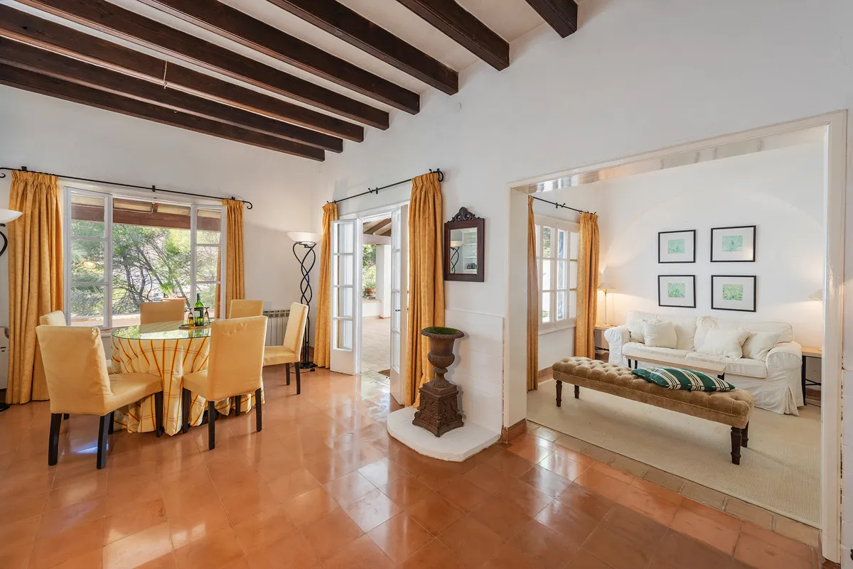 Villa-with-pool-close-to-the-sea-in-Cala-San-Vicente