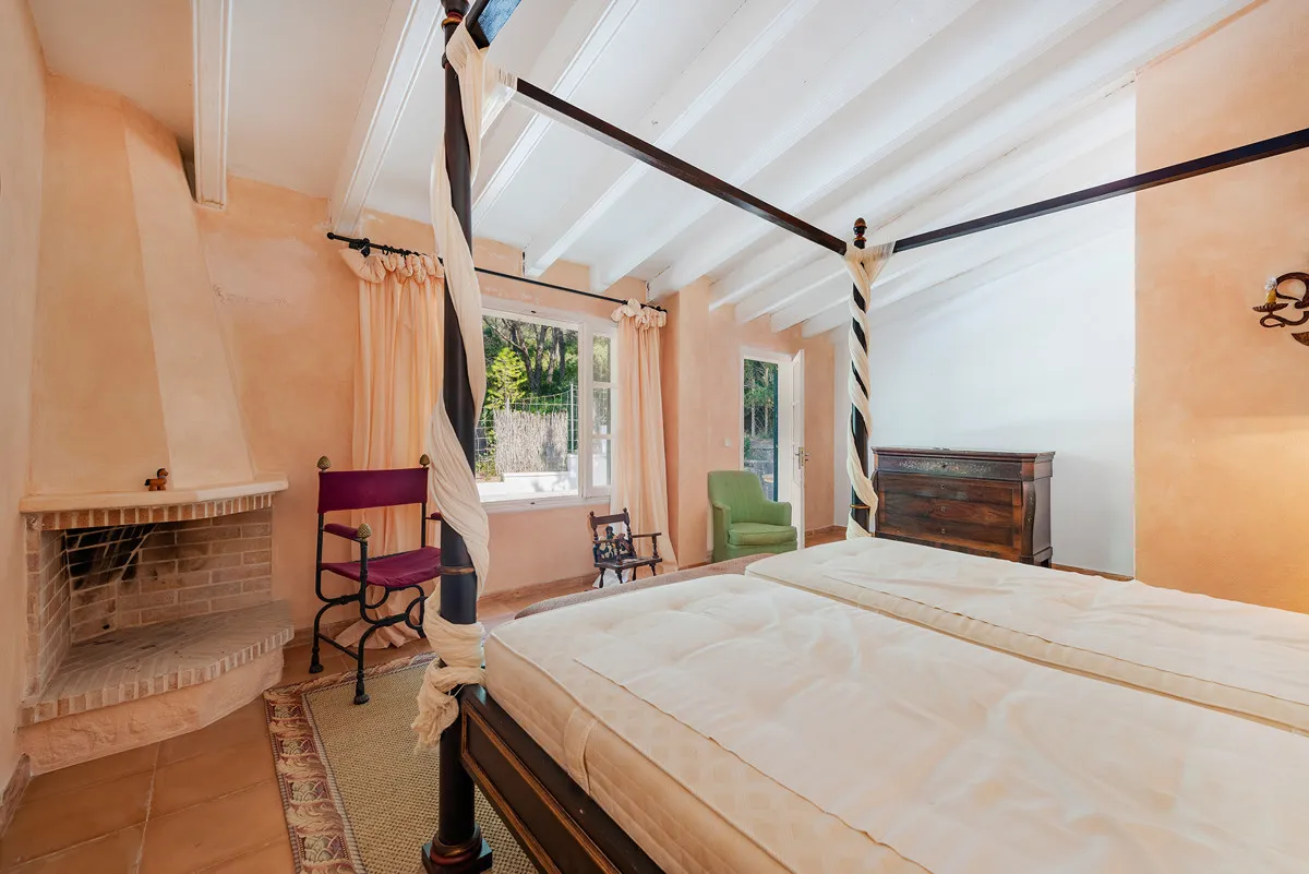 Villa-with-pool-close-to-the-sea-in-Cala-San-Vicente
