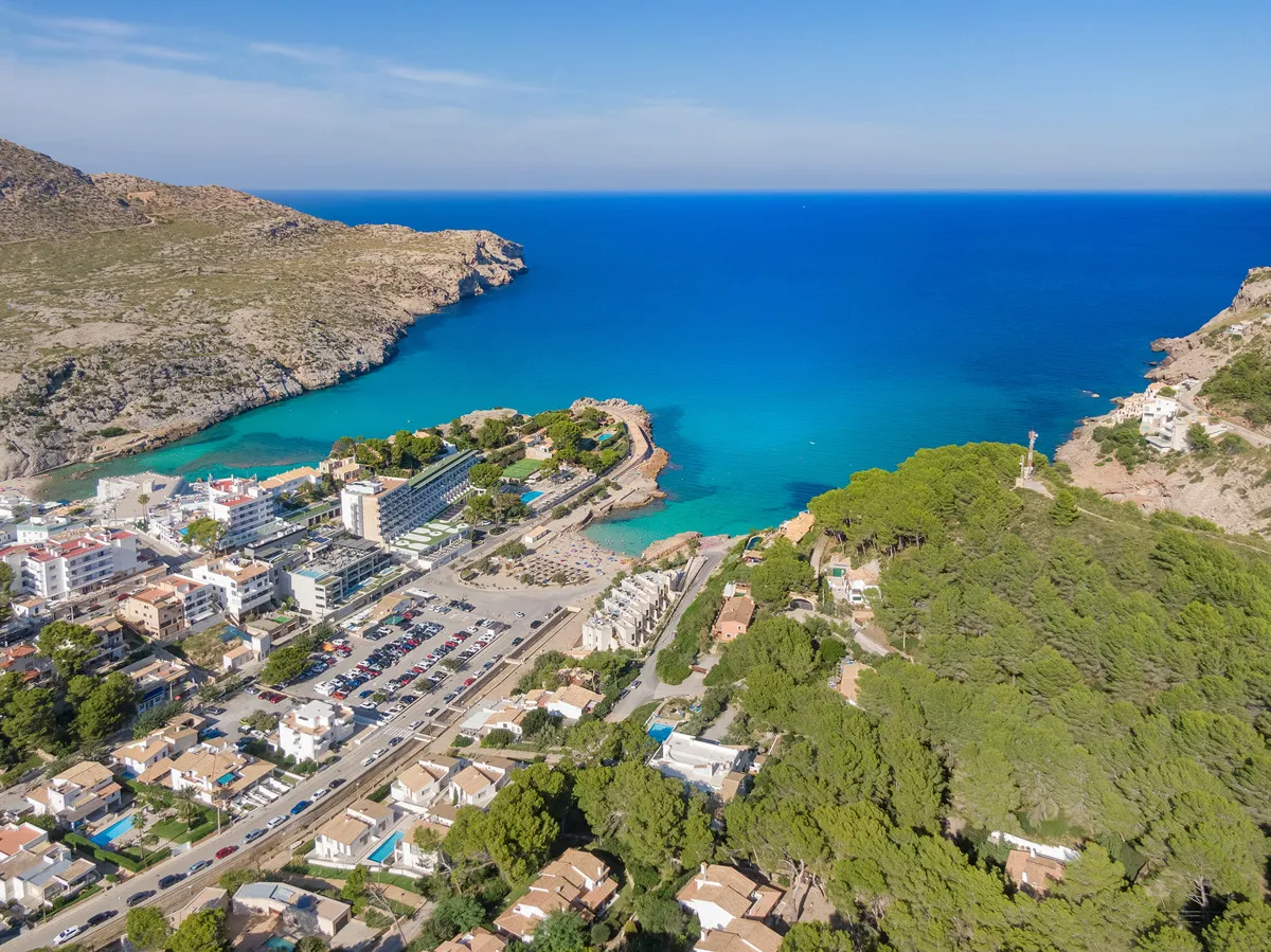 Villa-with-pool-close-to-the-sea-in-Cala-San-Vicente