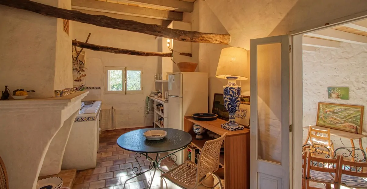 Rustikale-Finca-auf-dem-Lande-bei-Arta