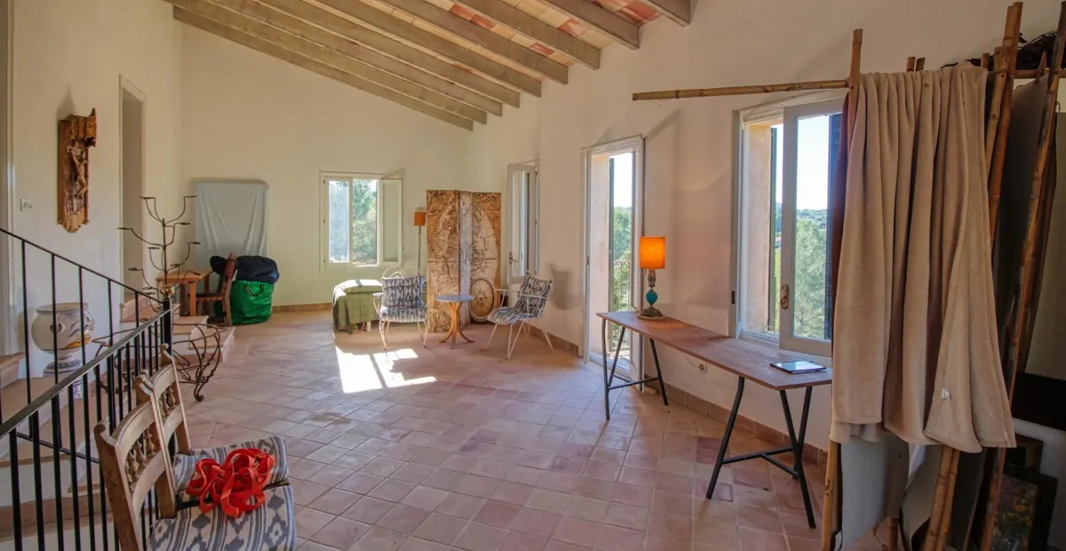 Rustikale-Finca-auf-dem-Lande-bei-Arta