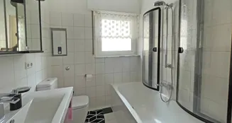 von_poll_real_estate_property_24239523_image_24