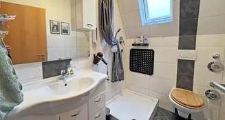 von_poll_real_estate_property_25239662_image_16