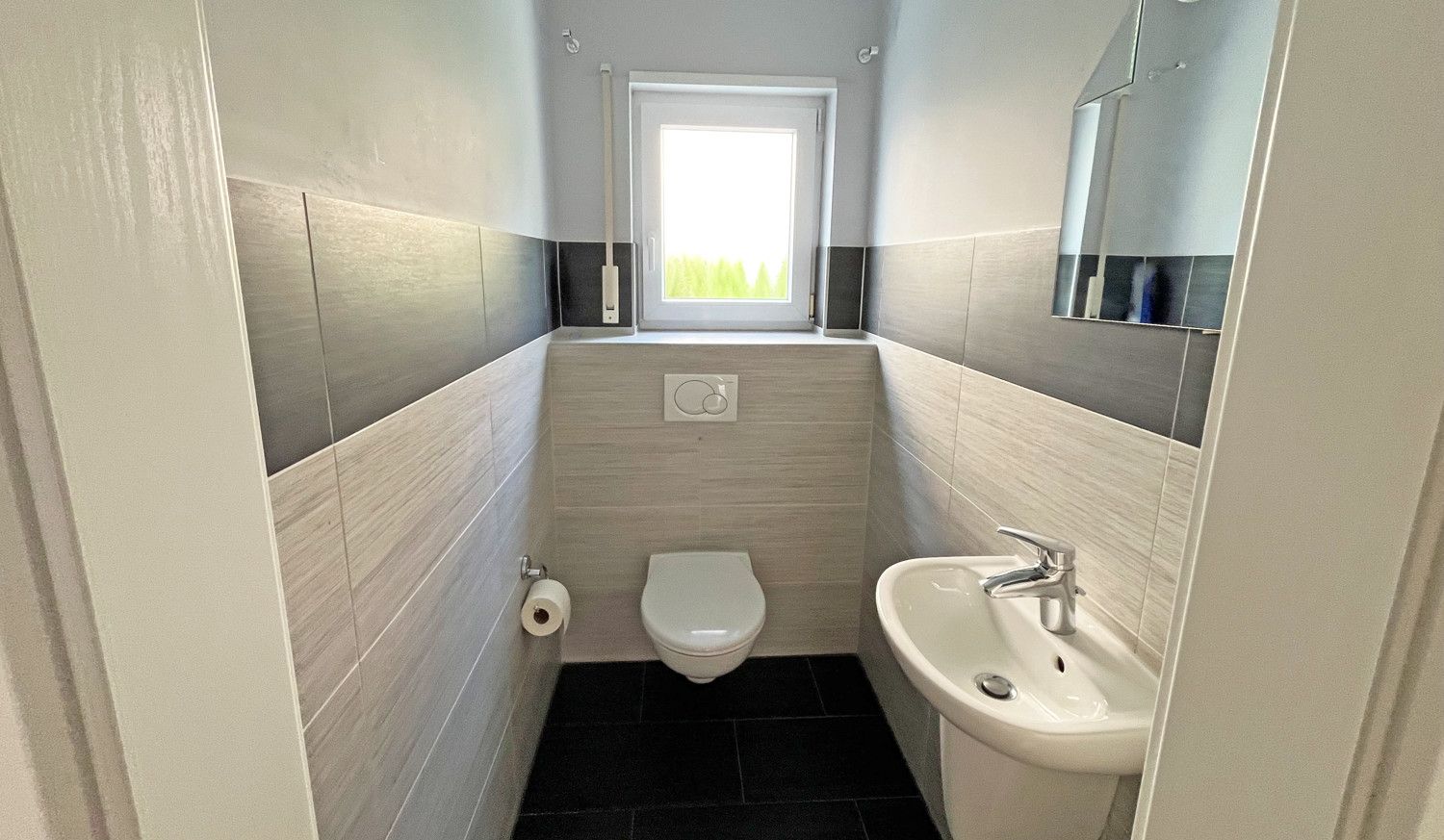 Gäste-WC EG
