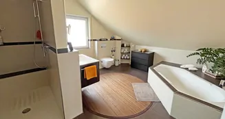 von_poll_real_estate_property_24239572_image_24