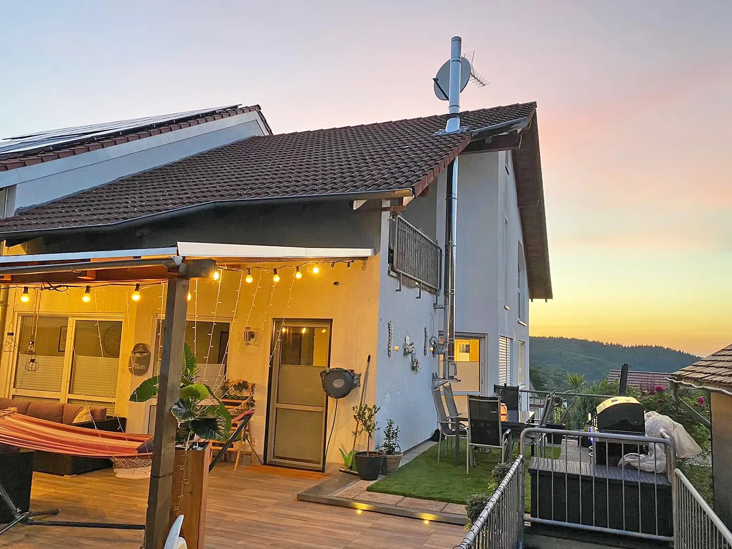 Bidding process. Beautiful semi-detached house with granny flat and fantastic views.