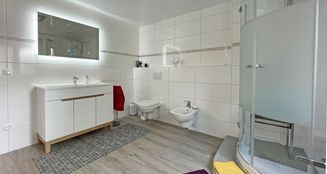 von_poll_real_estate_property_24239583_image_7