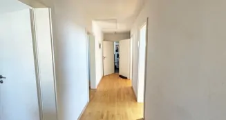 von_poll_real_estate_property_25239610_image_6