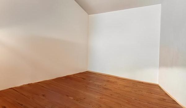 Schlafzimmer unmöbliert