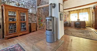 von_poll_real_estate_property_25239607_image_1