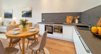 von_poll_real_estate_property_25239611_image_0