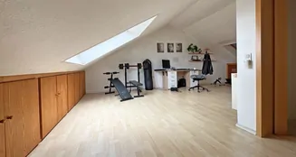 von_poll_real_estate_property_25239626_image_11