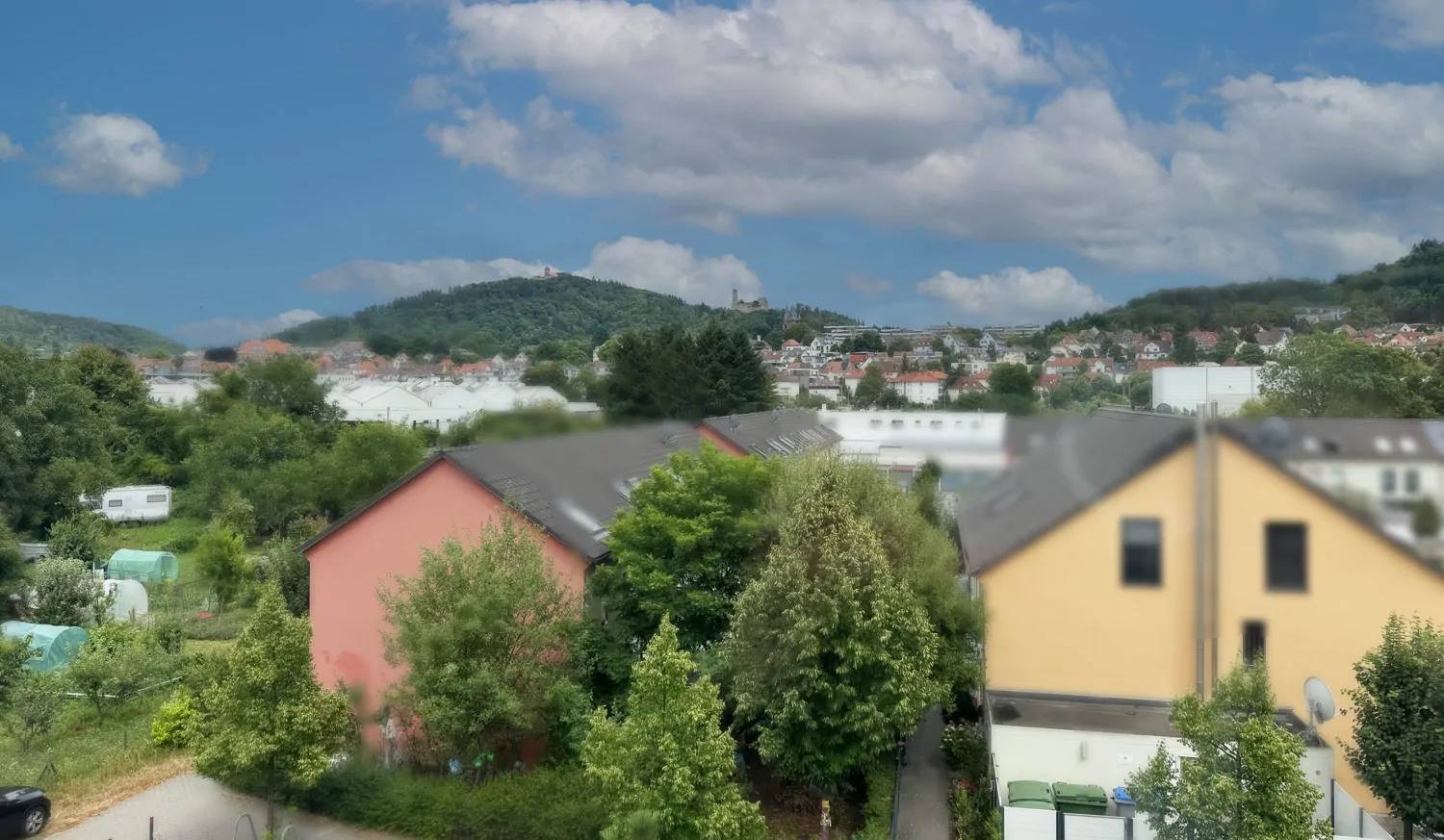 Ausblick auf die Burgen vom Schlafbereich