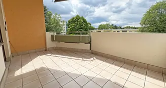 von_poll_real_estate_property_25239625_image_2