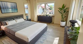 von_poll_real_estate_property_25239636_image_24