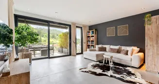 von_poll_real_estate_property_25239641_image_0