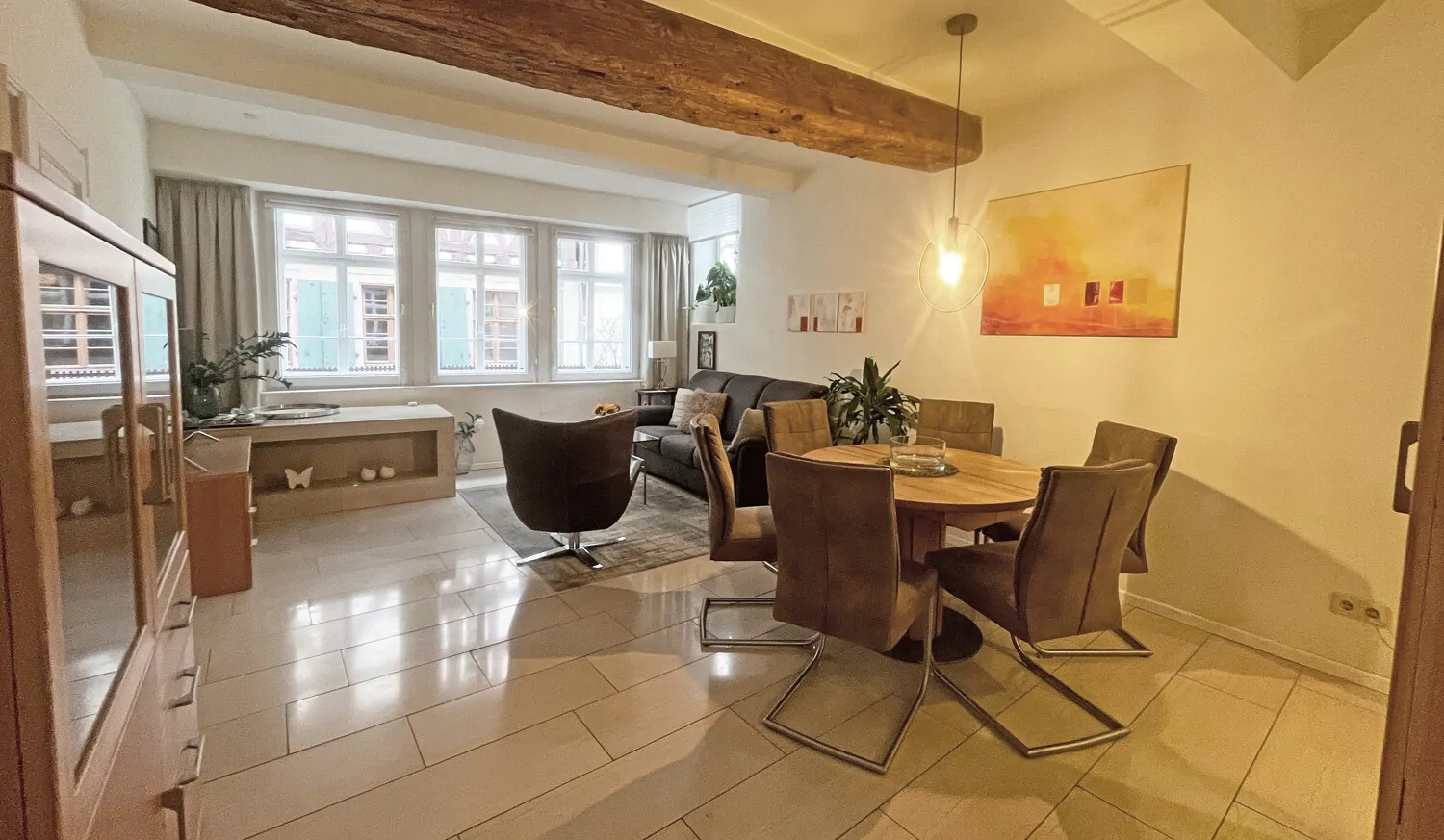 Wohn- und Essbereich ELW