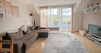 von_poll_real_estate_property_25239656_image_0