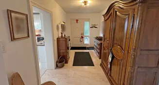 von_poll_real_estate_property_25239660_image_3