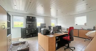 von_poll_real_estate_property_25239657_image_22