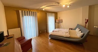 von_poll_real_estate_property_25239661_image_13