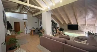 von_poll_real_estate_property_25239651_image_1