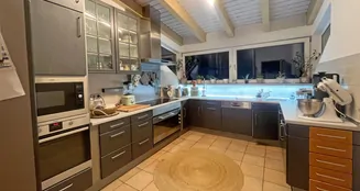 von_poll_real_estate_property_25239651_image_7