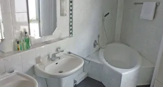 von_poll_real_estate_property_25239649_image_6