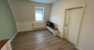 von_poll_real_estate_property_26239671_image_2