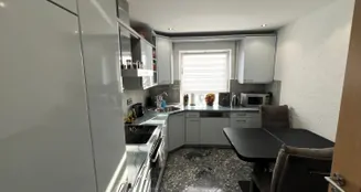 von_poll_real_estate_property_26239678_image_6